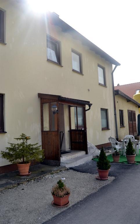 Gaestehaus Sebastian Erding Bagian luar foto