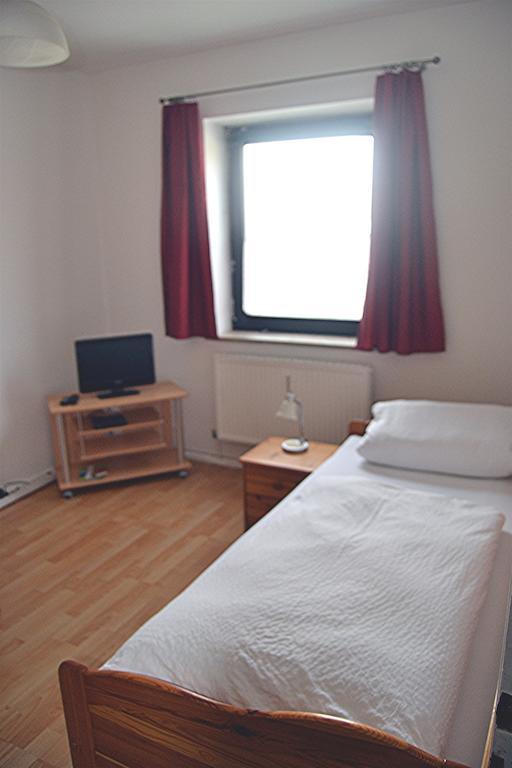 Gaestehaus Sebastian Erding Ruang foto